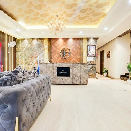 Super Townhouse Grand Fortune Amritsar Eksteriør bilde