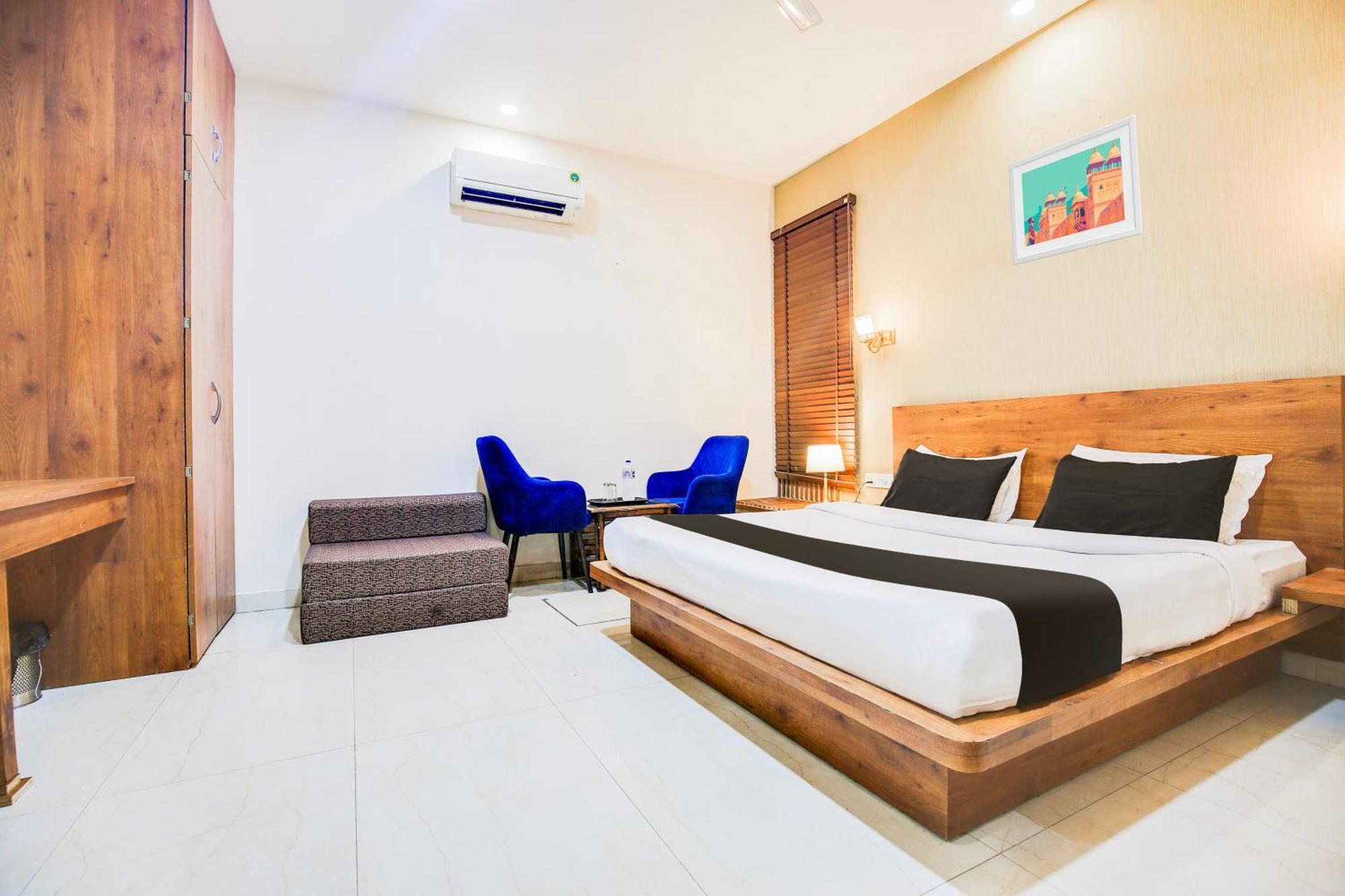 Super Townhouse Grand Fortune Amritsar Eksteriør bilde