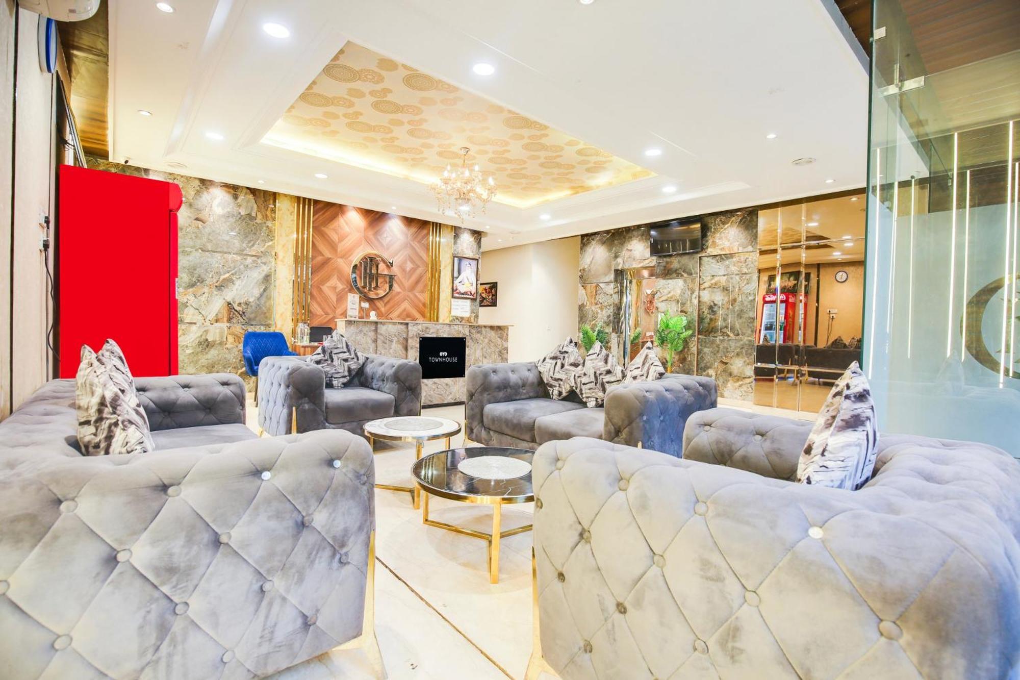 Super Townhouse Grand Fortune Amritsar Eksteriør bilde